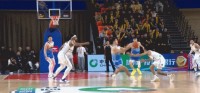 🏀CBA战报：劳森34+12 北控6人得分上双难救主 新疆114-111北控