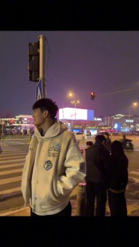 一步步提高自己！陈国豪更新社媒晒回忆快闪：2024碎片